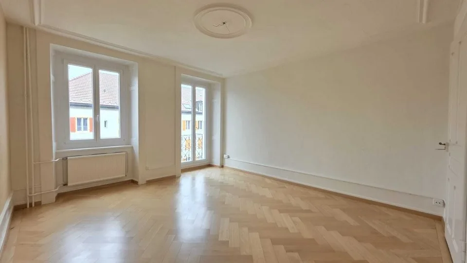 WOHNUNG MIT 3 ZIMMERN ZU VERMIETEN