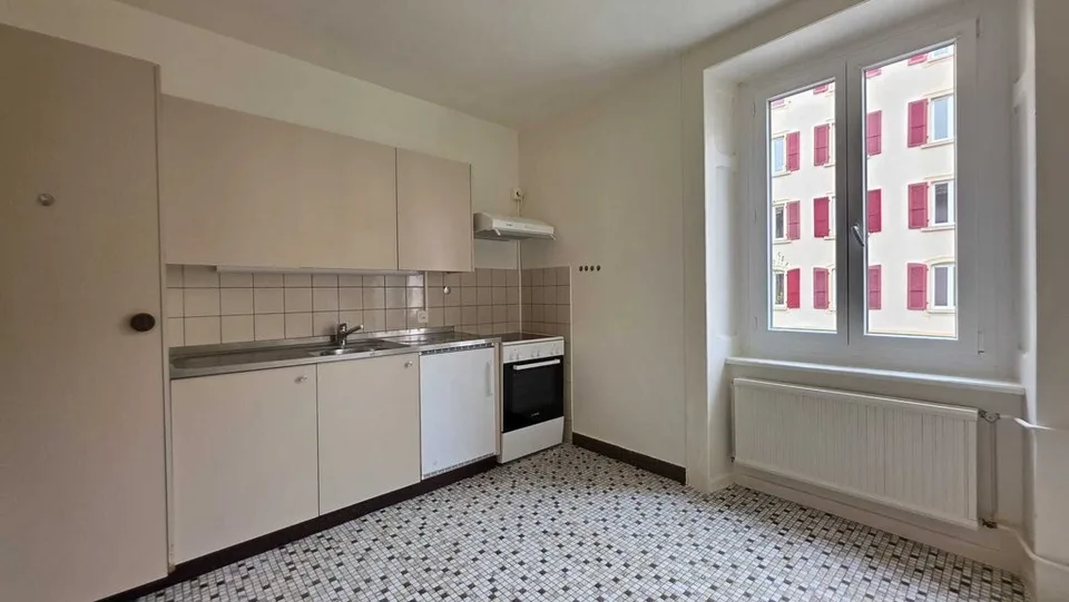 APPARTEMENT DE 3 PIECES A LOUER
