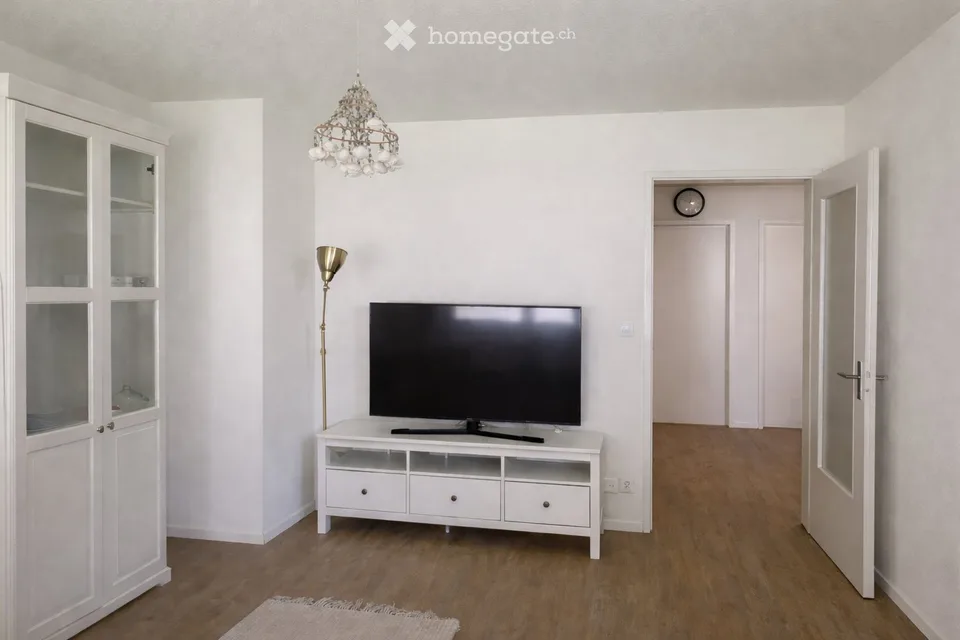 Möblierte 3.5-Zimmer-Wohnung mit Balkon im Matthof Quartier (Befristet vom 01.11.2026 – 30.04.2027)