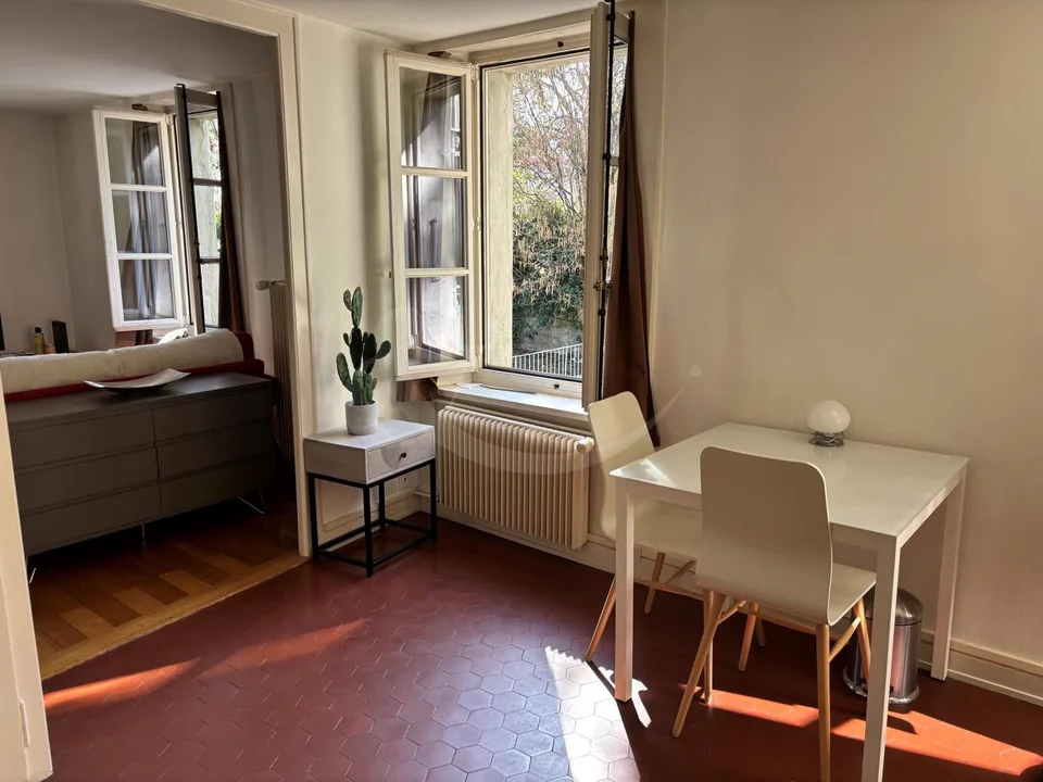 Rue Ancienne 27, Appartement MEUBLE de 2.5 pièces