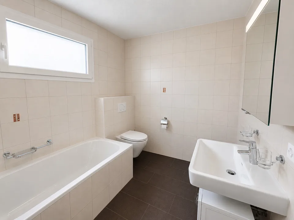 Schönes 4.5-Zimmer-Haus mit Balkon in Conthey
