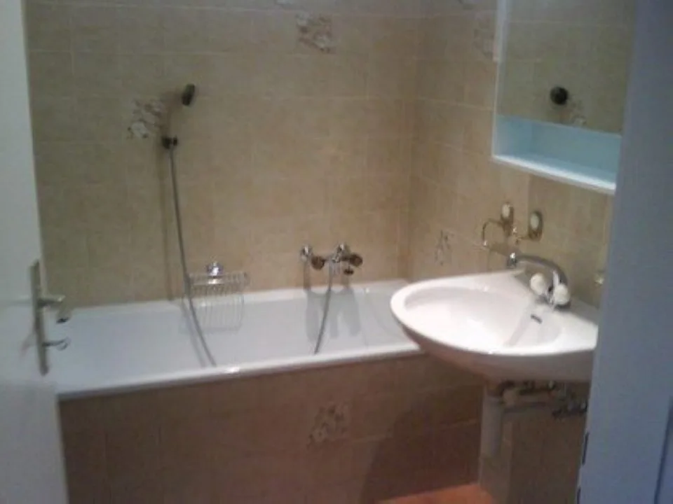 00685 - 5-Zimmer-Wohnung - Numa-Droz 35 - La Chaux-de-Fonds