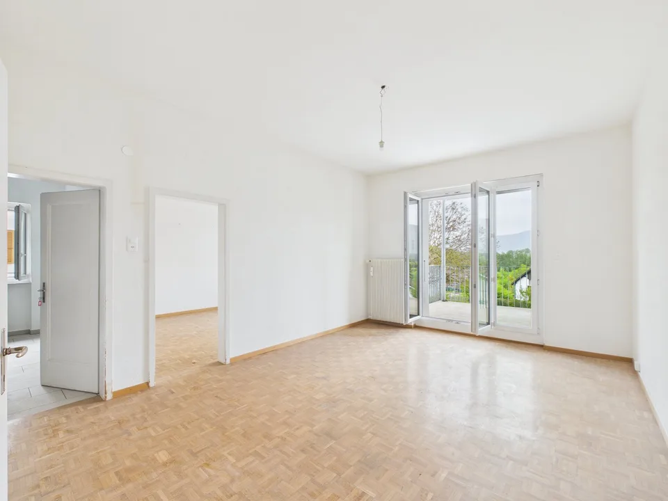 Joli appartement de 4.5 pièces avec balcon à Boécourt
