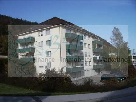 Bel appartement de 3.5 pièces situé au 2ème étage avec un balcon