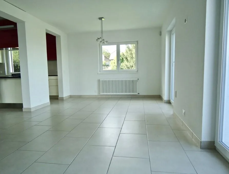 Beautiful semi-detached house with 5.5 rooms