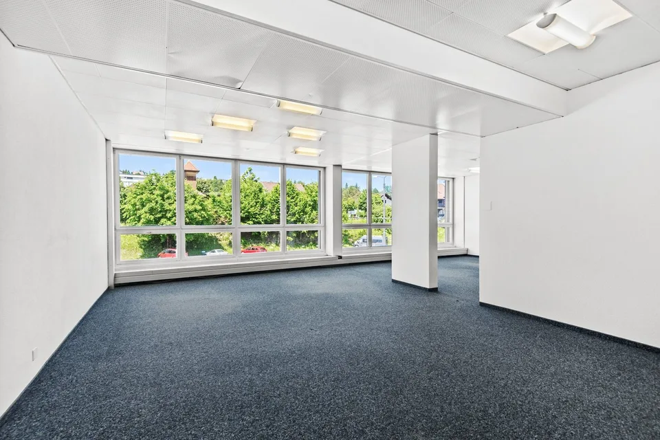 Espace de bureau attractif à 10 minutes du centre-ville de Lucerne !