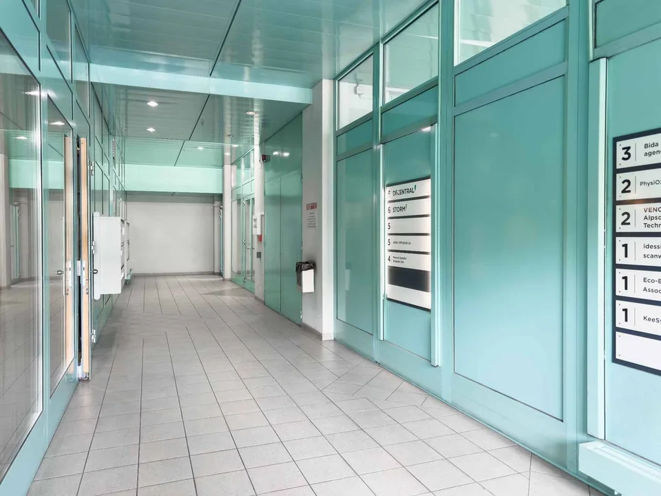 Fläche für Werkstatt oder Büro von 314m² in Carouge