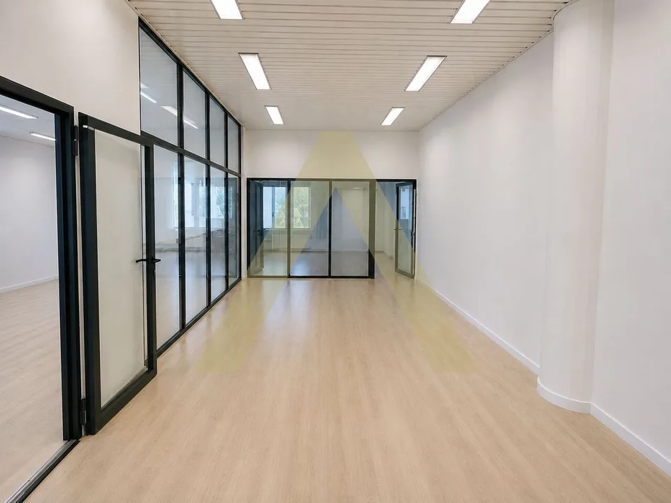 Bureau open space modulable au coeur du quartier d'affaires des Baumettes