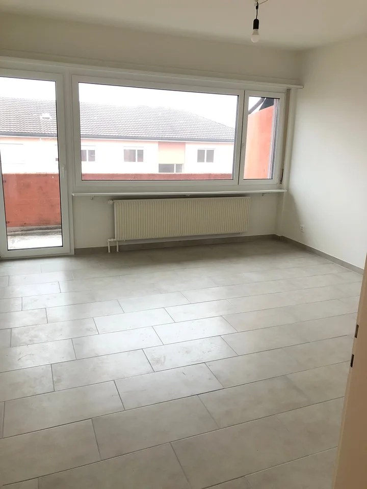 Helle 4-Zimmer-Wohnung mit Balkon in Grenchen – Foto 6 von 10