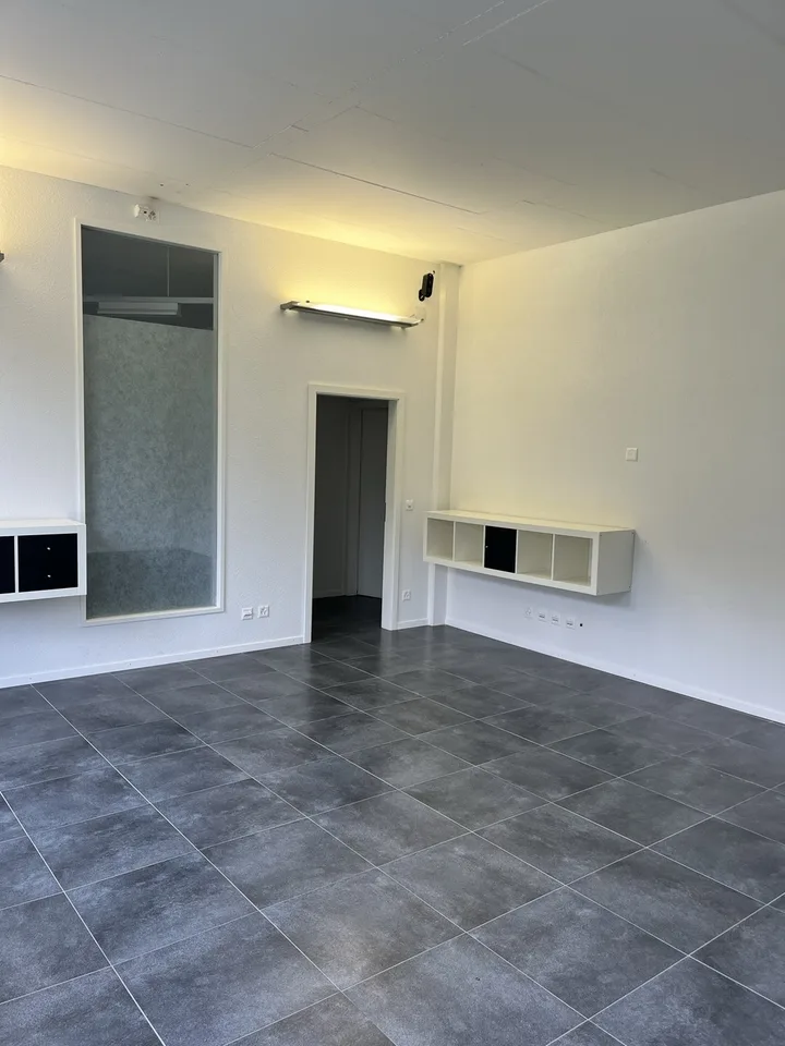 Moderne Gewerbefläche in Niederlenz zu vermieten
