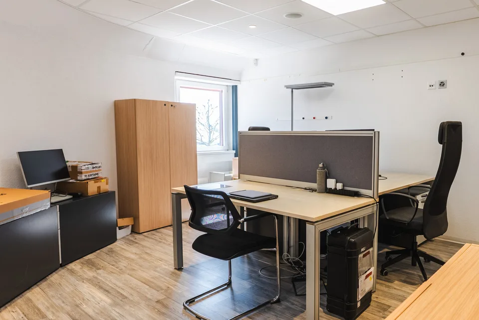Bureau de 188m²- Idéalement placé à Gland – photo 8 sur 10