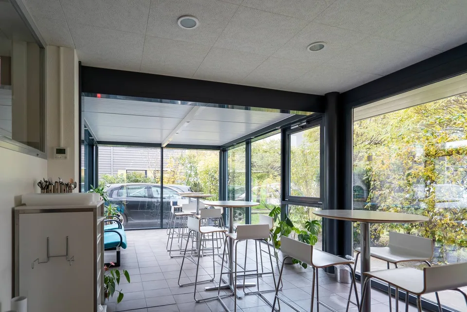 Y-PARC last available space of 47 m²