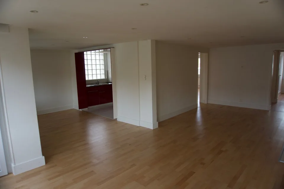 Delizioso appartamento di 4 locali ristrutturato con balcone – La Chaux-de-Fonds