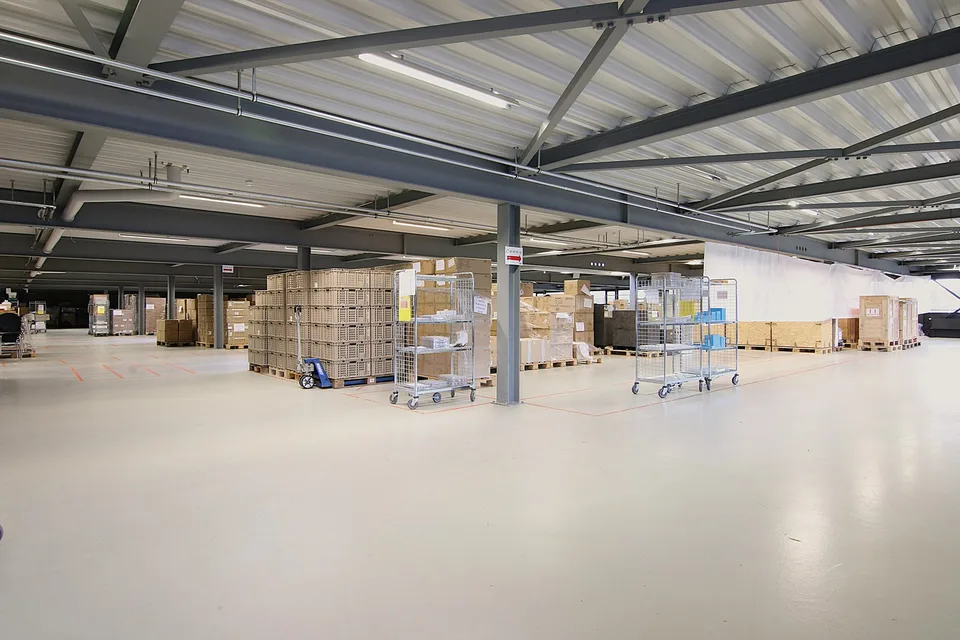 Spazio commerciale in affitto nella Casa Mondaine