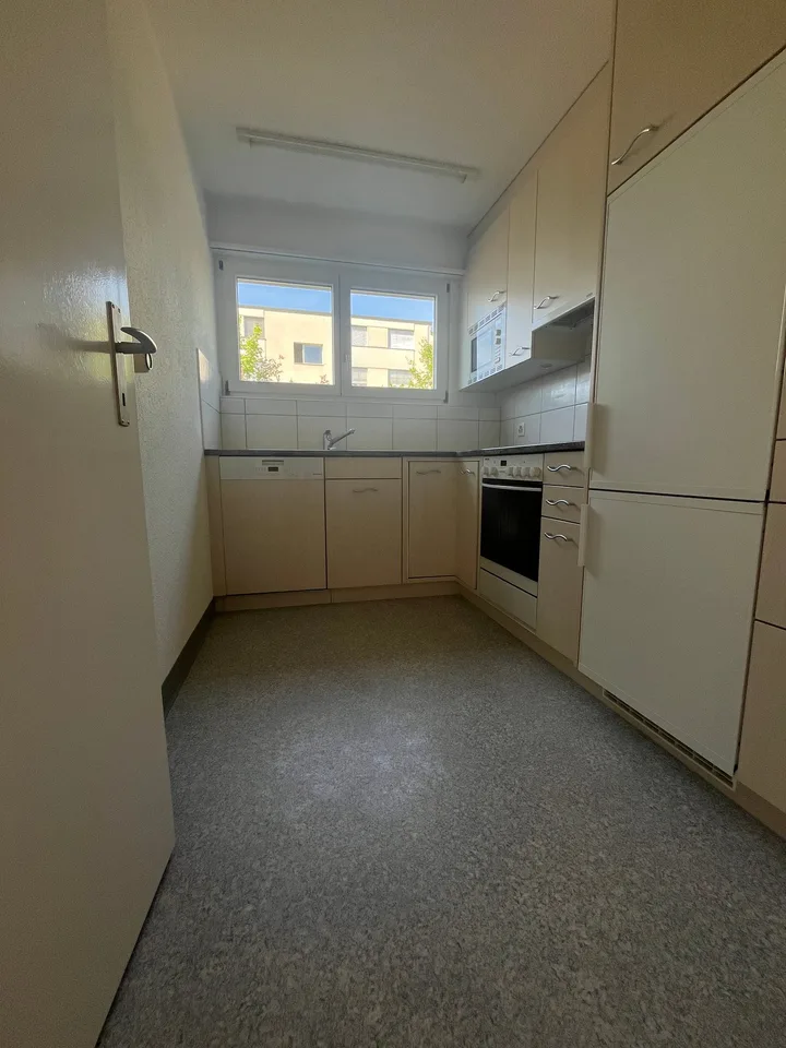 Grosszügige 2.5-Zimmer-Wohnung in Unterentfelden!