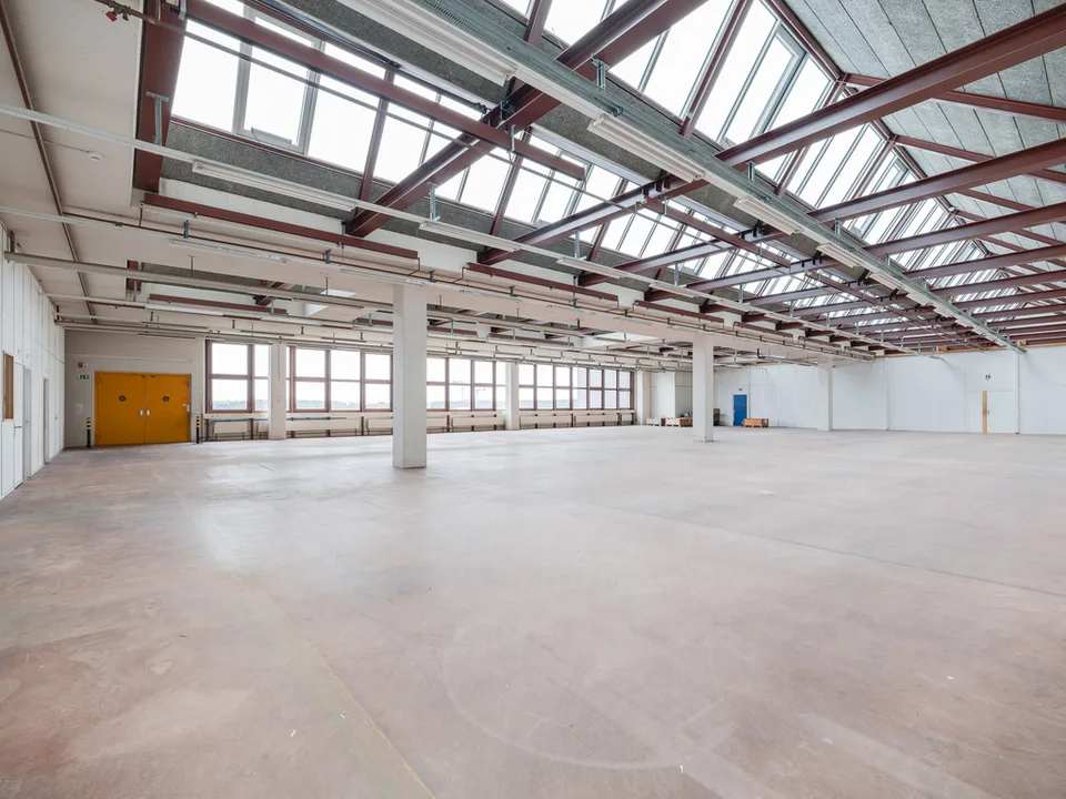 ***Gewerbefläche 400m2 im 3.OG - hell, flexibel, zentral gelegen***