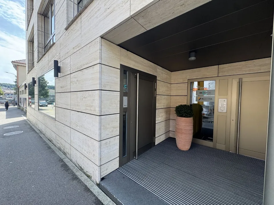 Bürofläche im Erdgeschoss Ost mit Gartenterrasse