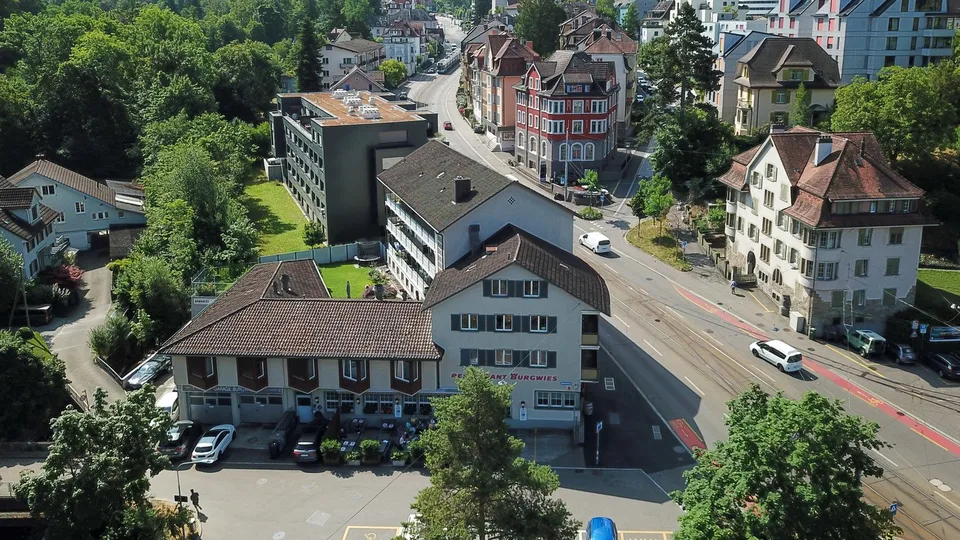 Befristet bis 30.09.2027: Betriebsbereites Restaurant samt Inventar an Top-Lage