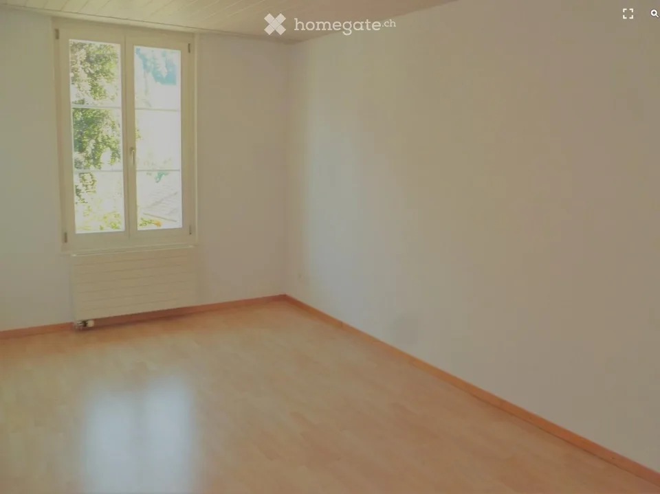 Appartement 5.5 pièces avec balcon, belle vue et parking