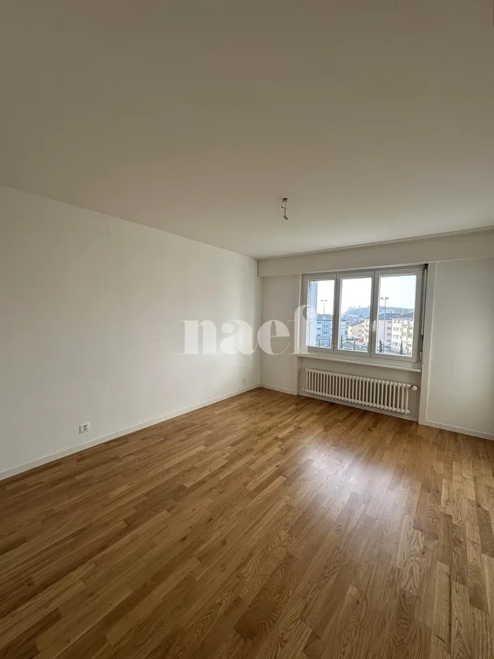 Four-room apartment with balcony