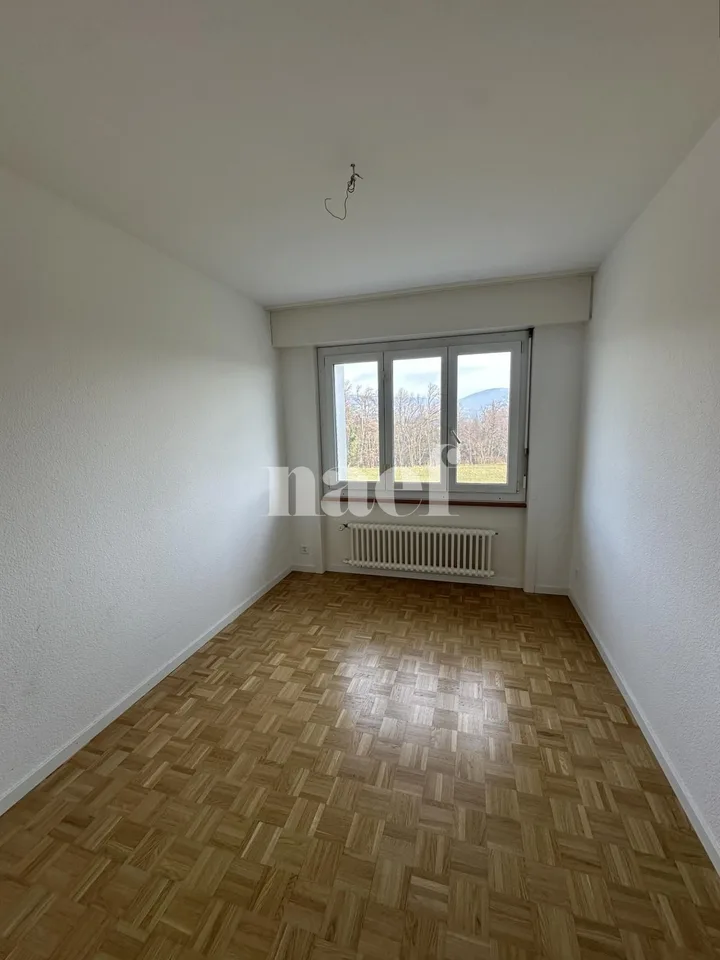 Four-room apartment with balcony