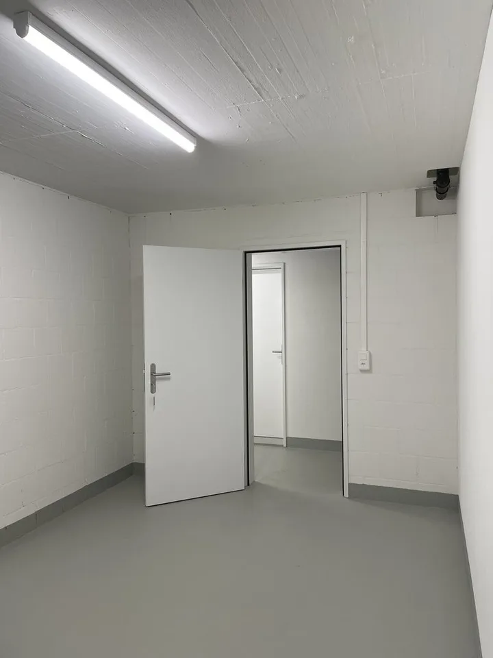 Salle de bricolage à louer