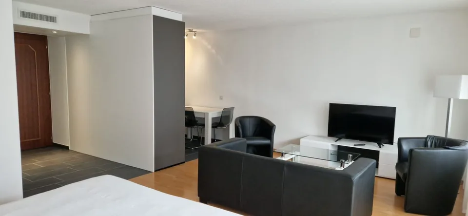 Studio meublé avec service
