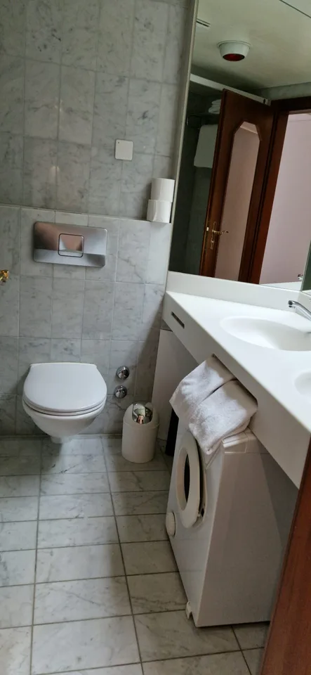 Studio möbliert mit Service – Foto 7 von 8