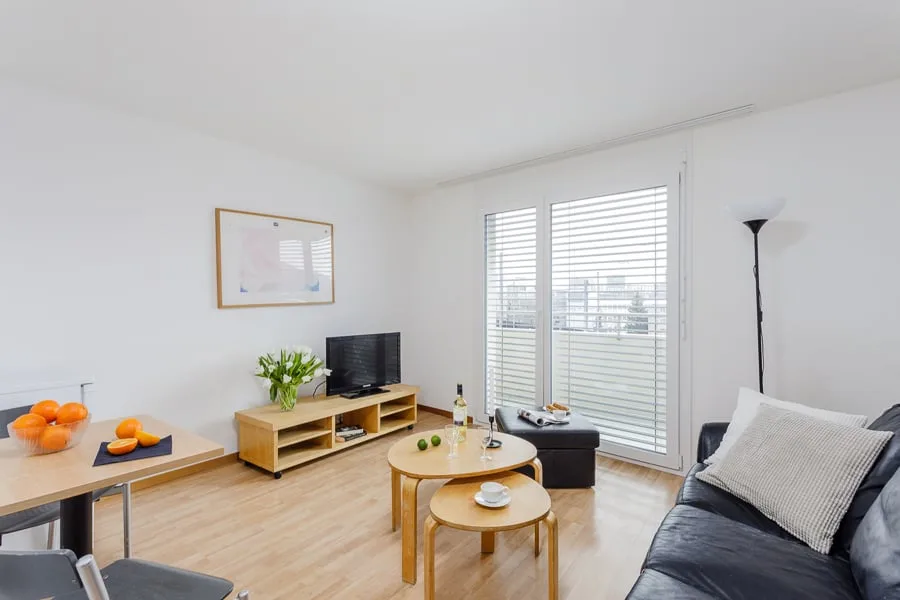 2 Zimmer in Oerlikon