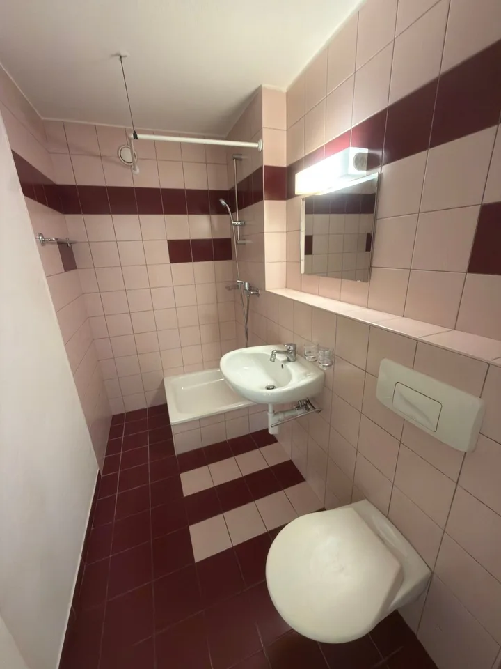 Apartment with balcony – photo 7 of 8