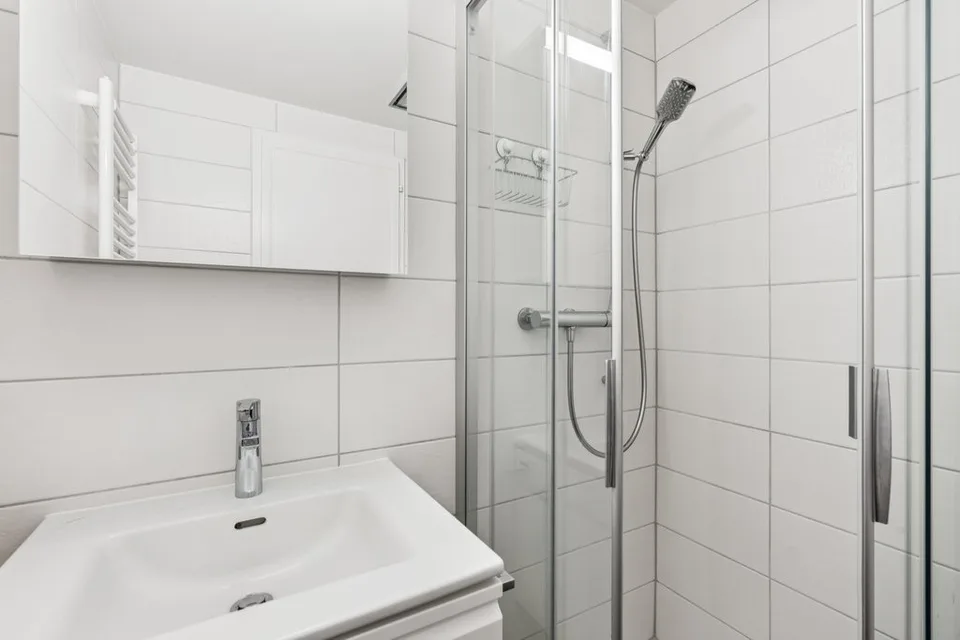 Geräumige 4-Zimmer-Wohnung mit außergewöhnlichem Blick auf den See