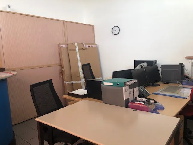 Modernes Büro in strategischer Lage in Chiasso