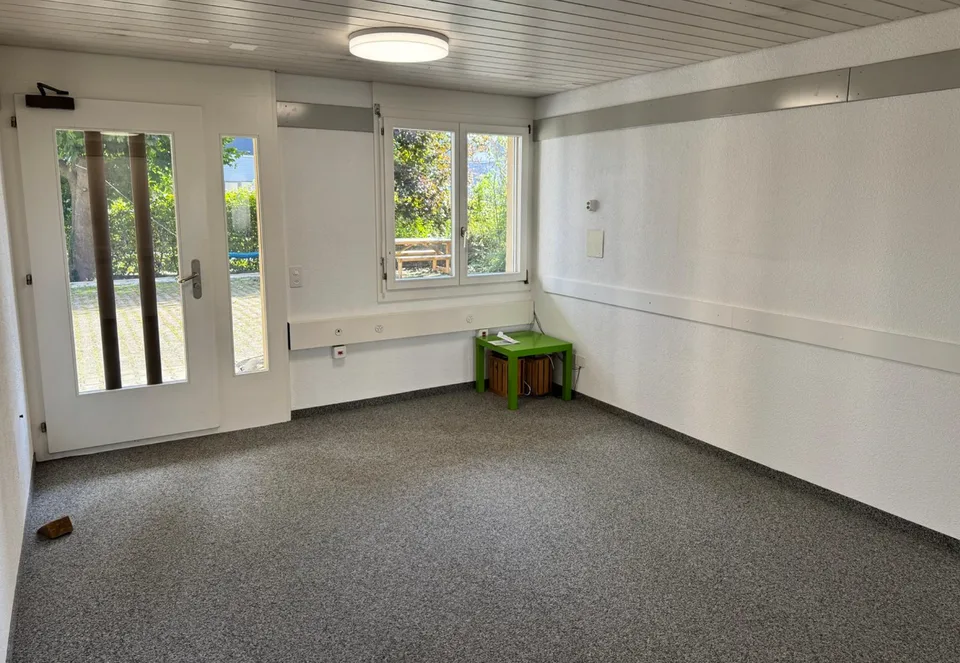 Moderne Büro- oder Praxisräume in Münsingen – zentral, hell und vielseitig nutzbar