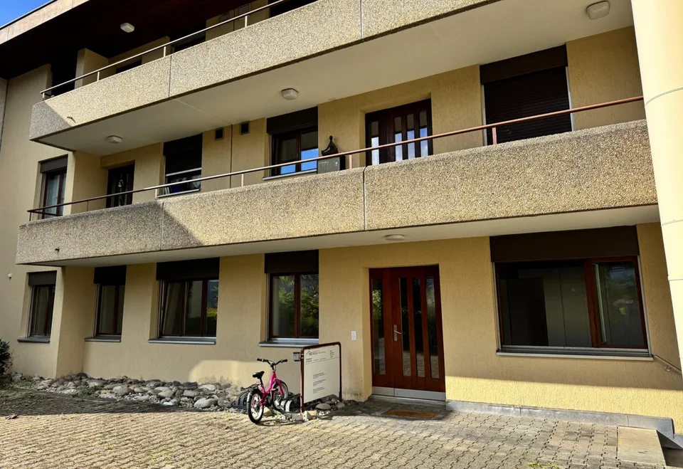 Moderne Büro- oder Praxisräume in Münsingen – zentral, hell und vielseitig nutzbar