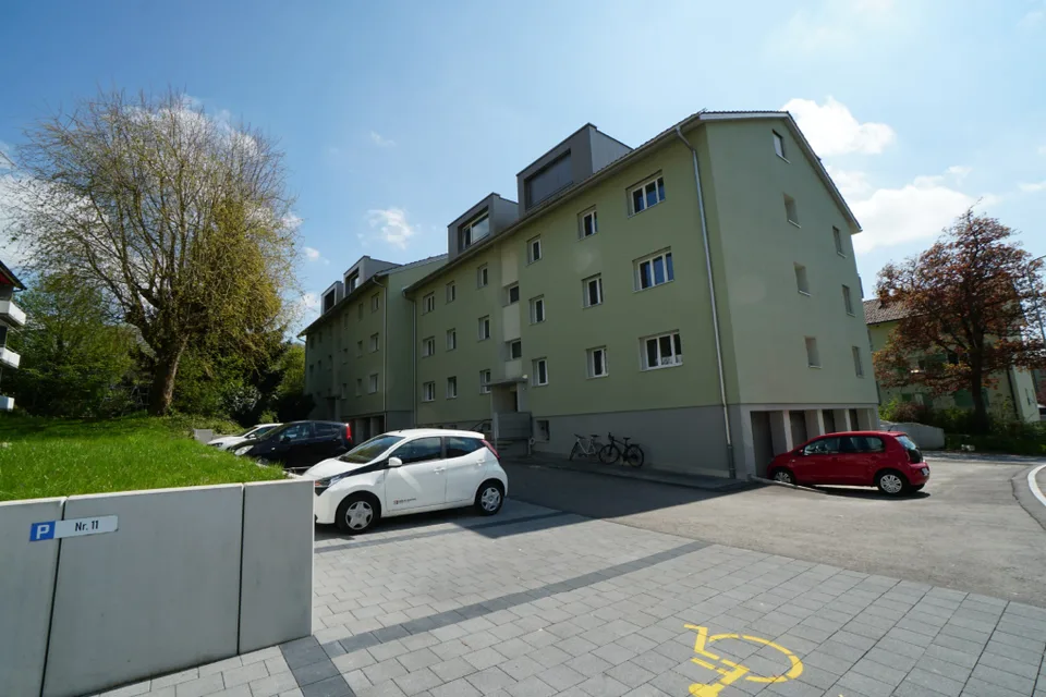 Parcheggio esterno in affitto