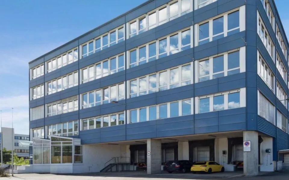 Lager-/Logistikflächen im EG