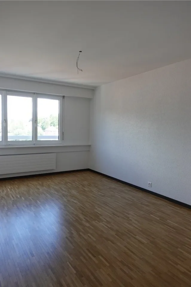 WOHNUNG MIT PRÄCHTIGER AUSSTATTUNG UND AUSSICHT