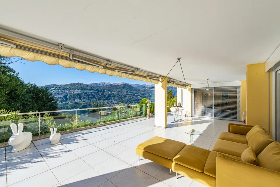 Elegante appartamento con giardino e vista lago, a due passi dal TASIS