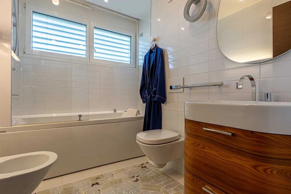 Luxuriöse Wohnung, die das gesamte Gebäude einnimmt – Foto 11 von 22