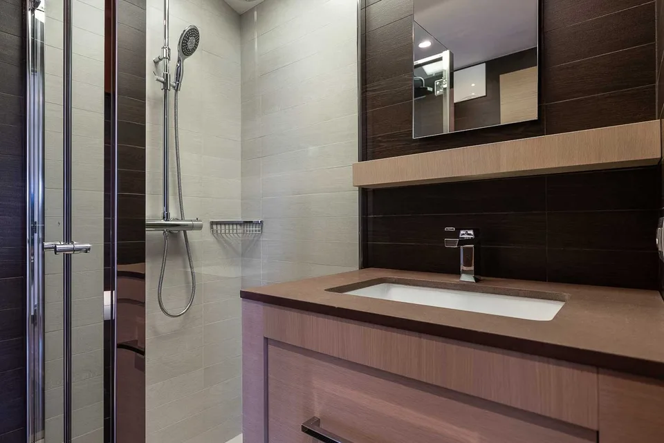 Luxuriöse Wohnung, die das gesamte Gebäude einnimmt – Foto 9 von 22