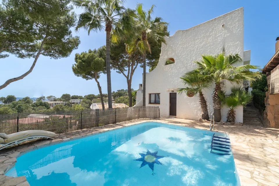 Splendida proprietà con 3 unità abitative e vista mare a 180 gradi