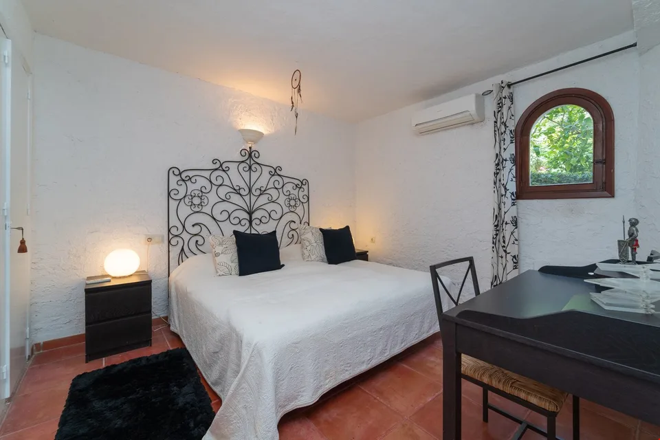 Splendida proprietà con 3 unità abitative e vista mare a 180 gradi – foto 17 di 17