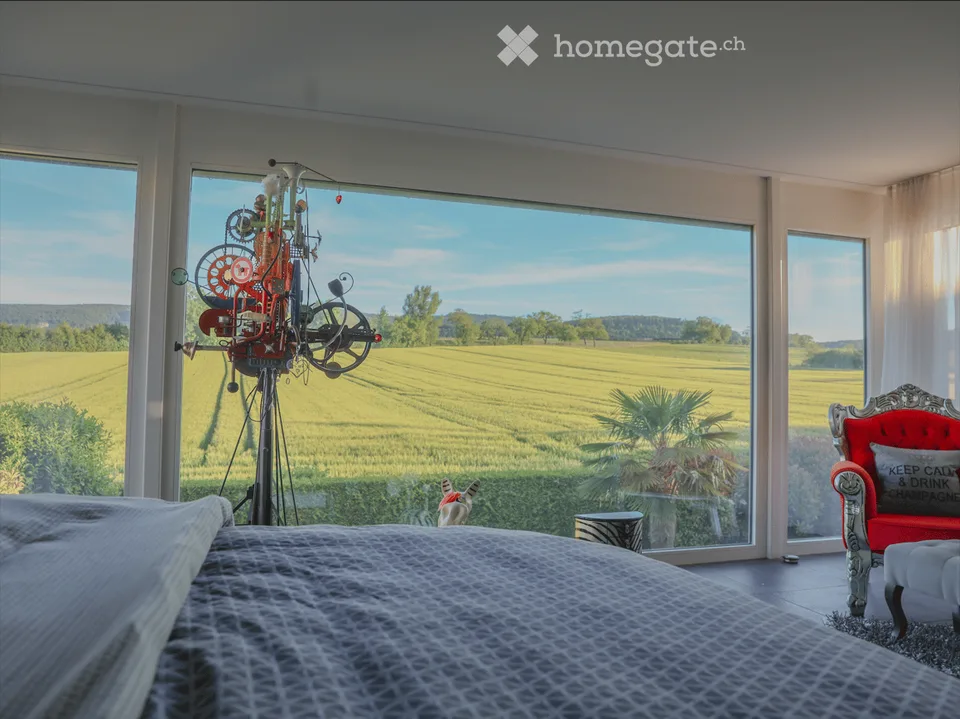 Freistehendes 3½-Zimmer-Haus mit spektakulärem Weitblick ins Grüne