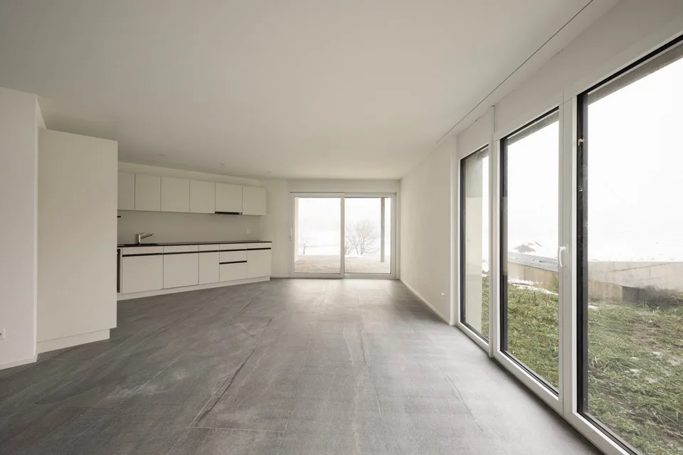 La tua nuova casa a Bottenwil – vivere con una vista sul verde – foto 6 di 10