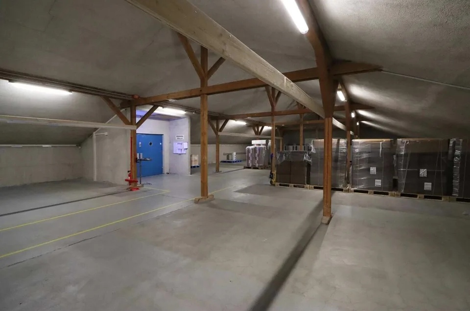 Industrie- und Gewerbegebäude West in Mitlödi GL – Foto 14 von 14