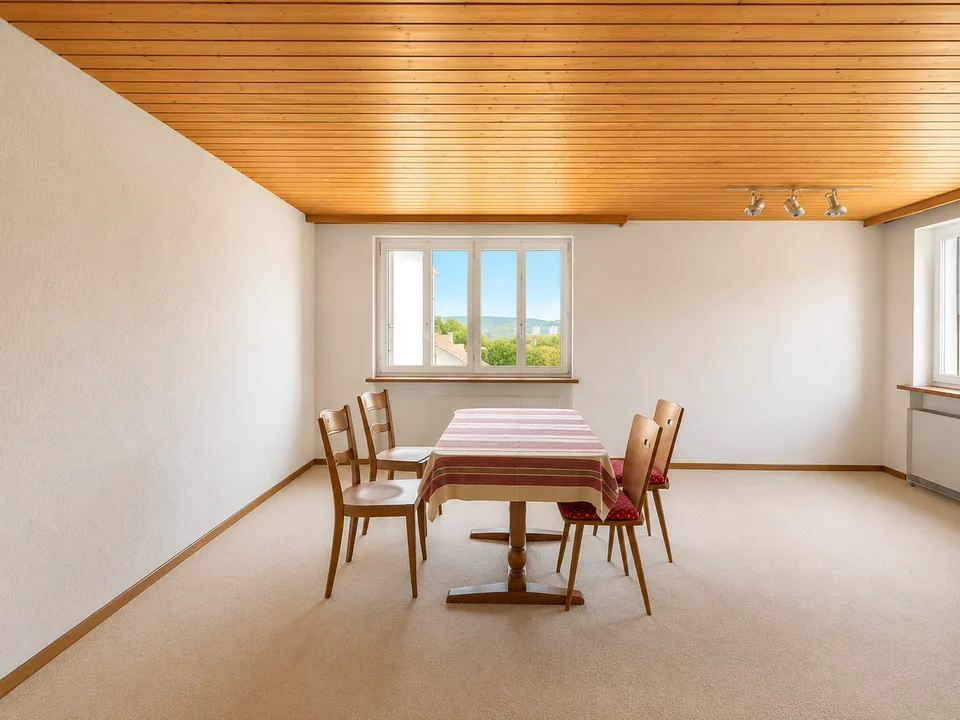 Doppeleinfamilienhaus mit Garten und Garage