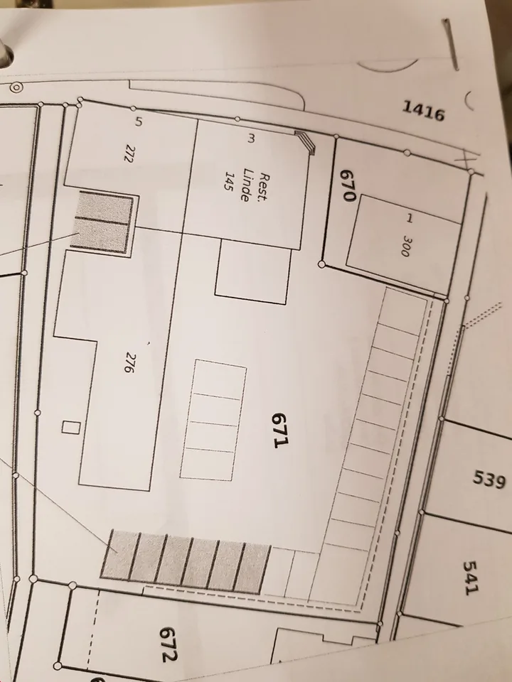 7% di rendita o nuovo edificio con circa 30-35 appartamenti e attività commerciali, MFH / Rendita alta