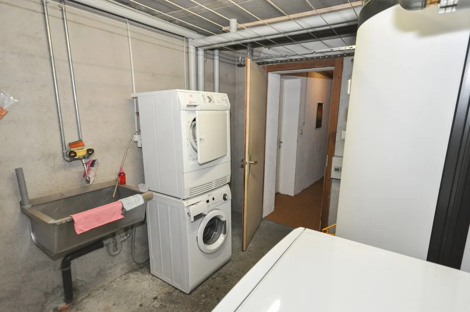 Charmante 4.5-Zimmer-Wohnung mit Garage in Scuol – Foto 24 von 30