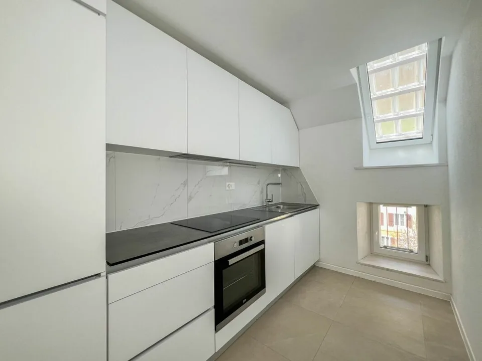 Delizioso duplex di 4 locali completamente ristrutturato per rendita