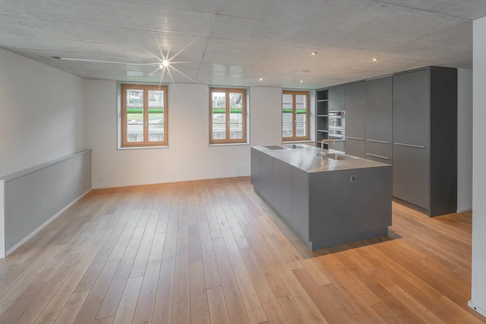 Spacious 4.5-room apartment for families, with large garden